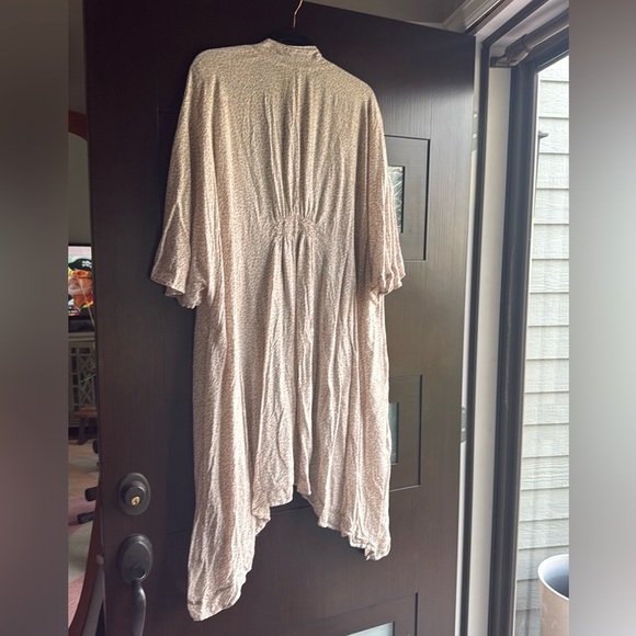 Leopard Print Oliveaceous Cardigan - Size M/L - Picture 10 of 10